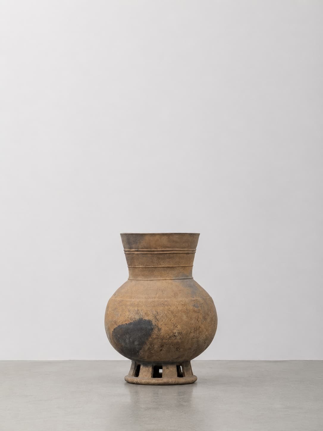 Three-legged Vessel