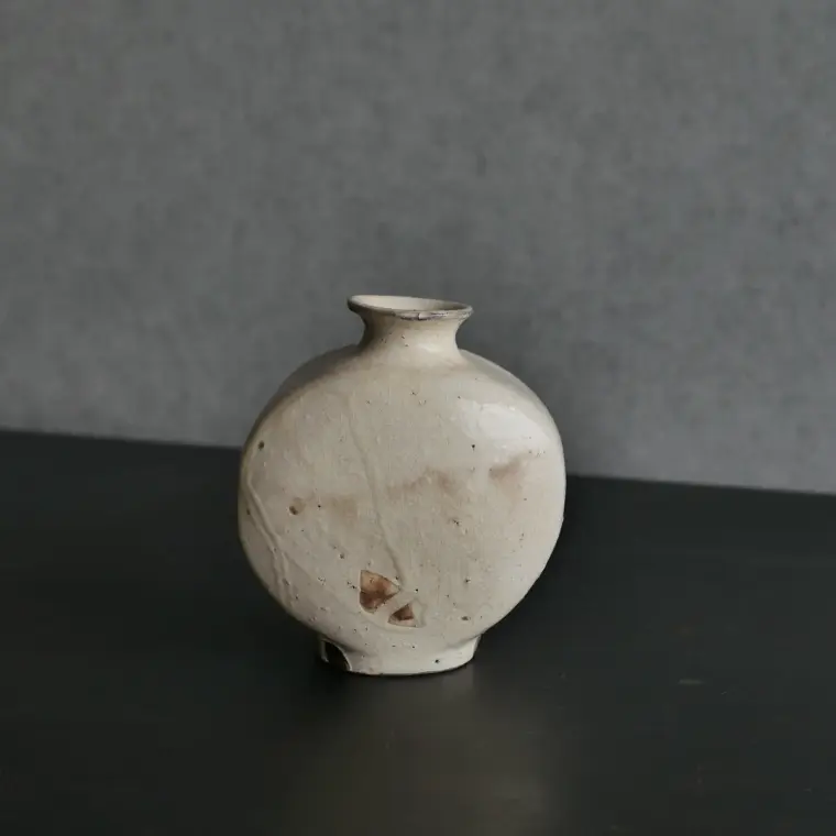 은성민 · Works 28